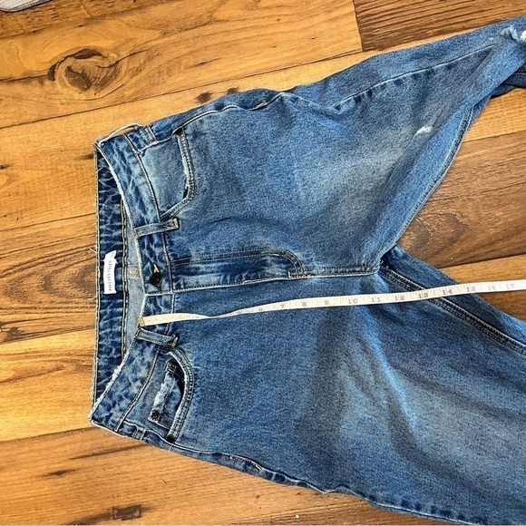 Avec Les Filles High Waisted Mom Jeans Distressed Raw Split Hem Size 29 G2 - Picture 5 of 9